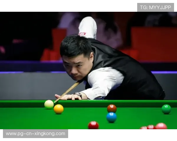 斯诺克国锦赛首日众名将顺利取胜 丁俊晖开启卫冕之旅，斯诺克比赛时间表丁俊晖